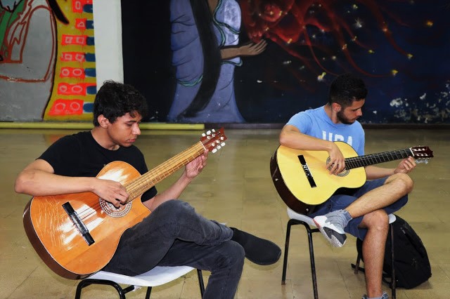 Guitarra G1